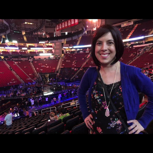 Meet your Posher, Michele - Picture 5 of 8